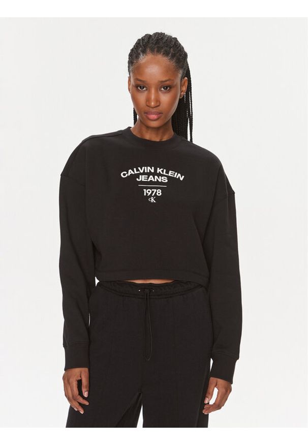 Calvin Klein Jeans Bluza Varsity Logo J20J221334 Czarny Regular Fit. Kolor: czarny. Materiał: bawełna