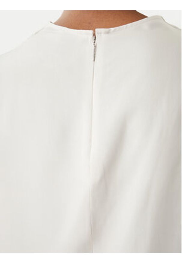 Calvin Klein Bluzka LV044F161G Biały Regular Fit. Kolor: biały. Materiał: wiskoza