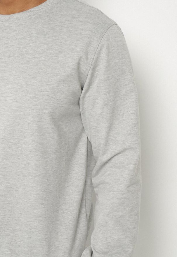 Born2be - Jasnoszara Bluza z Bawełną i Ściągaczami Asallo. Okazja: na spacer, na co dzień. Kolor: szary. Materiał: bawełna. Sezon: jesień, wiosna. Styl: klasyczny, casual