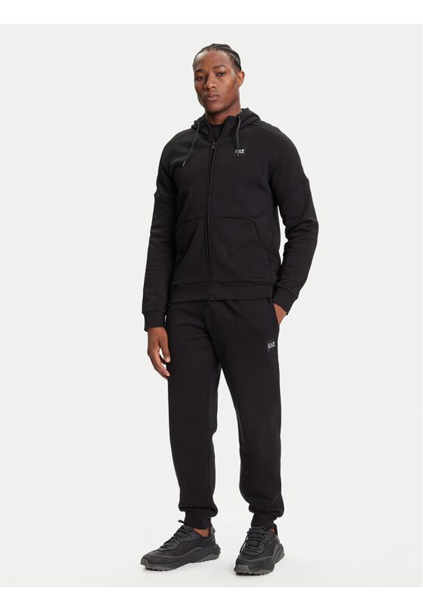 EA7 Emporio Armani Dres 7M000914 AF10377 UC001 Czarny Modern Fit. Kolor: czarny. Materiał: bawełna