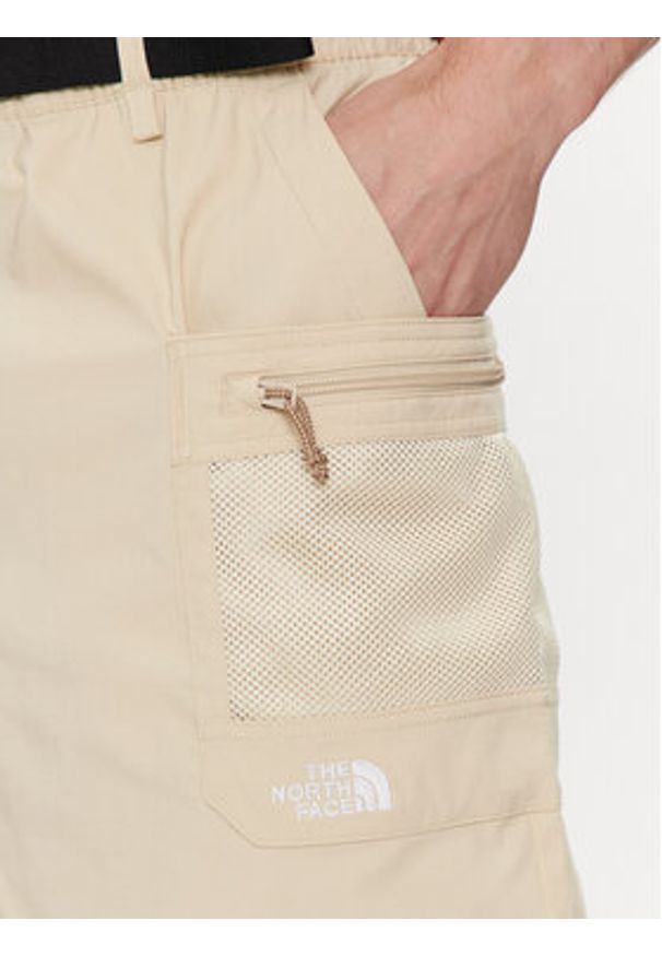 The North Face Szorty sportowe Class V Pathfinder NF0A86QJ Beżowy Relaxed Fit. Kolor: beżowy. Materiał: syntetyk