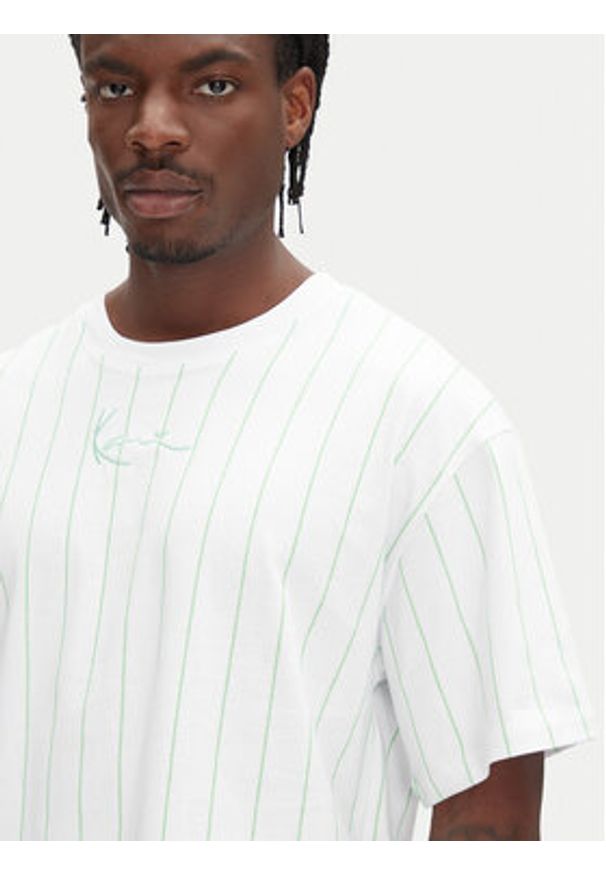 Karl Kani T-Shirt PD00005363 Biały Regular Fit. Kolor: biały. Materiał: bawełna