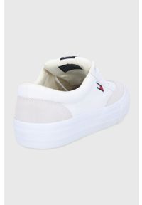 Tommy Jeans Tenisówki męskie kolor biały. Nosek buta: okrągły. Zapięcie: sznurówki. Kolor: biały. Materiał: guma #2