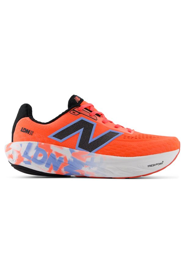 Buty męskie New Balance Fresh Foam 1080 v14 M1080LM – pomarańczowe. Kolor: pomarańczowy. Materiał: żakard, guma. Szerokość cholewki: normalna. Sport: bieganie, fitness