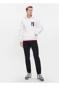 TOMMY HILFIGER - Tommy Hilfiger Chinosy Chelsea MW0MW33918 Granatowy Slim Fit. Kolor: niebieski. Materiał: bawełna #4