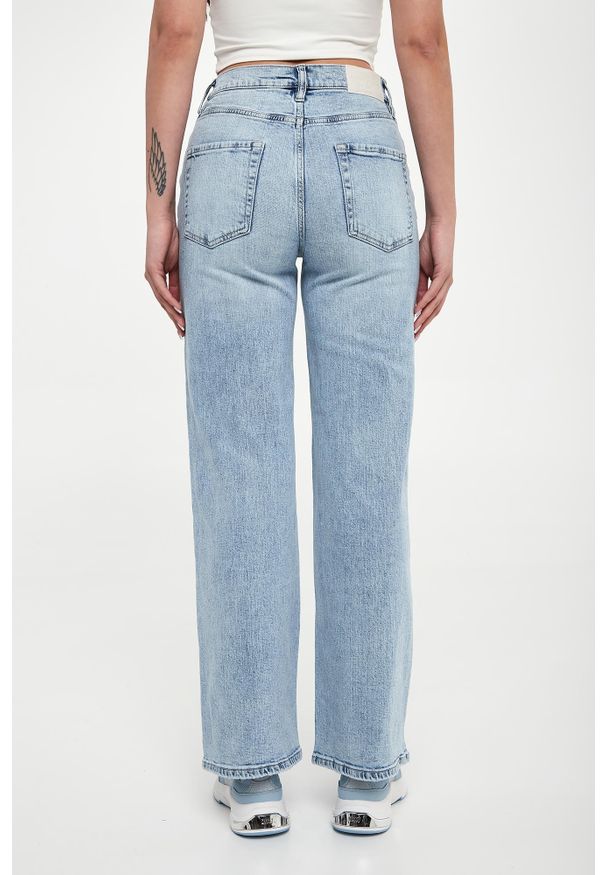 Jeansy damskie DKNY JEANS