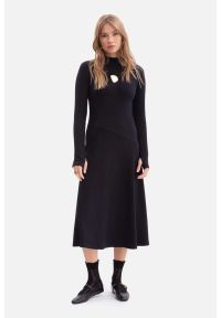 BeWear - Bawełniana sukienka dzianinowa rozkloszowana czarna. Okazja: na co dzień, do pracy. Typ kołnierza: golf. Kolor: czarny. Materiał: dzianina, bawełna. Długość rękawa: długi rękaw. Styl: casual #3