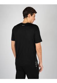 Les Hommes T-shirt "Regular" | LKT144 740U | Relaxed Fit Lyocell T-Shirt | Mężczyzna | Czarny. Okazja: na co dzień. Kolor: czarny. Materiał: jedwab, wiskoza. Wzór: aplikacja. Styl: casual