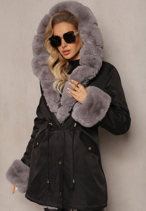 Renee - Czarno-Szara Kurtka Parka z Paskiem w Talii i Kapturem z Futerkiem Hizontia. Kolor: czarny. Materiał: futro
