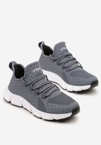 Born2be - Jasnoniebieskie Wsuwane Buty Sportowe Sneakersy z Siateczki na Tłoczonej Podeszwie Salafina. Okazja: na co dzień. Zapięcie: bez zapięcia. Kolor: niebieski #3