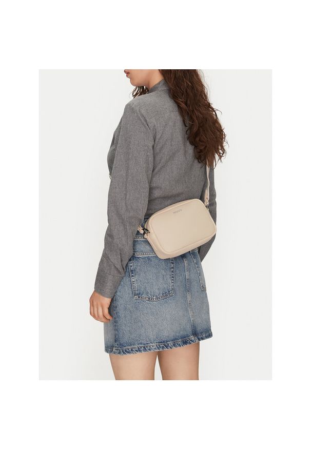 Hugo - Torebka HUGO. Kolor: kremowy