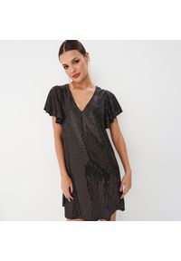 Mohito - Błyszcząca sukienka mini - Beżowy. Kolor: beżowy. Długość: mini #1