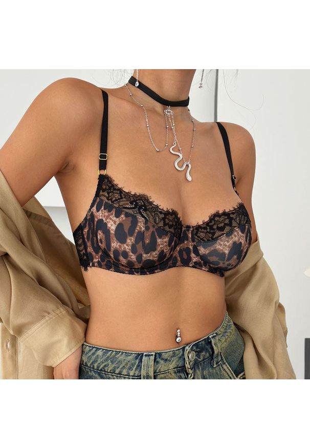 Intica - Biustonosz push-up z fiszbinami unosi biust elegancki design Carlijn. Kolor: biały. Materiał: tkanina. Rodzaj stanika: biustonosz z fiszbinami, push-up