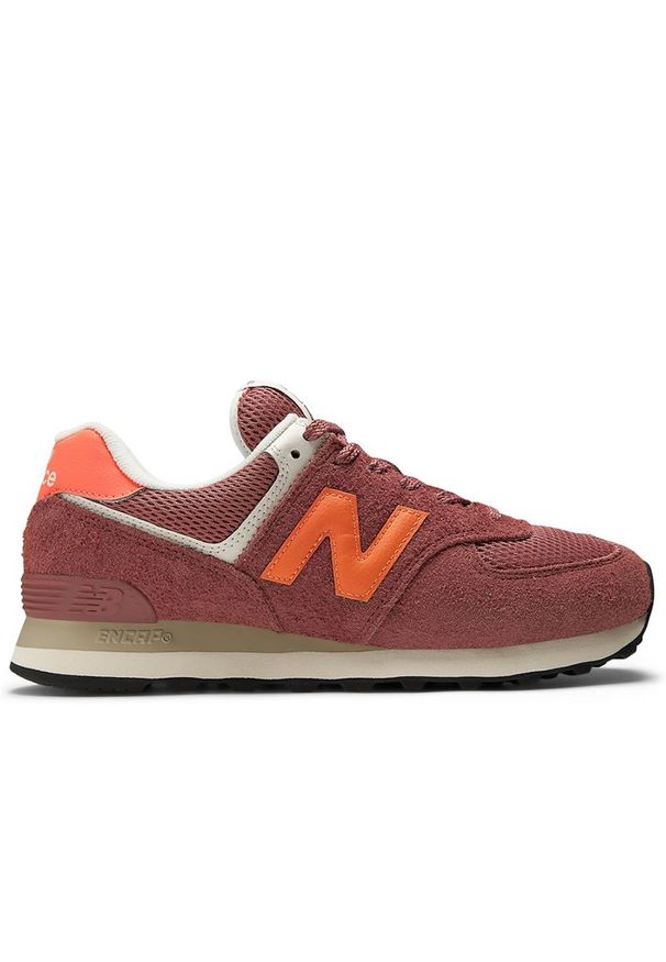 Buty unisex New Balance U5747FE - bordowe. Kolor: czerwony. Materiał: materiał, zamsz, syntetyk, guma, skóra. Szerokość cholewki: normalna. Model: New Balance 574