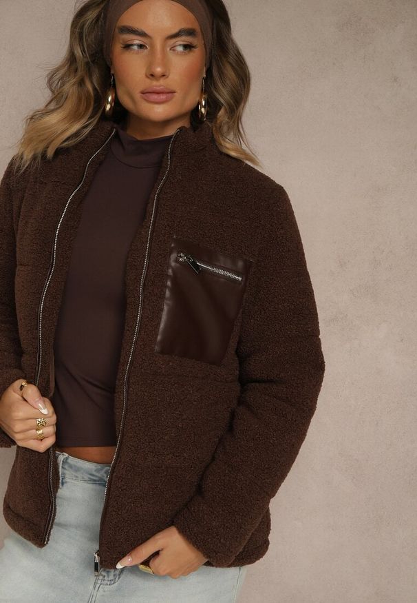 Renee - Brązowa Pikowana Kurtka z Futerkiem Teddy Olenesia. Okazja: na co dzień. Kolor: brązowy. Materiał: futro. Styl: casual