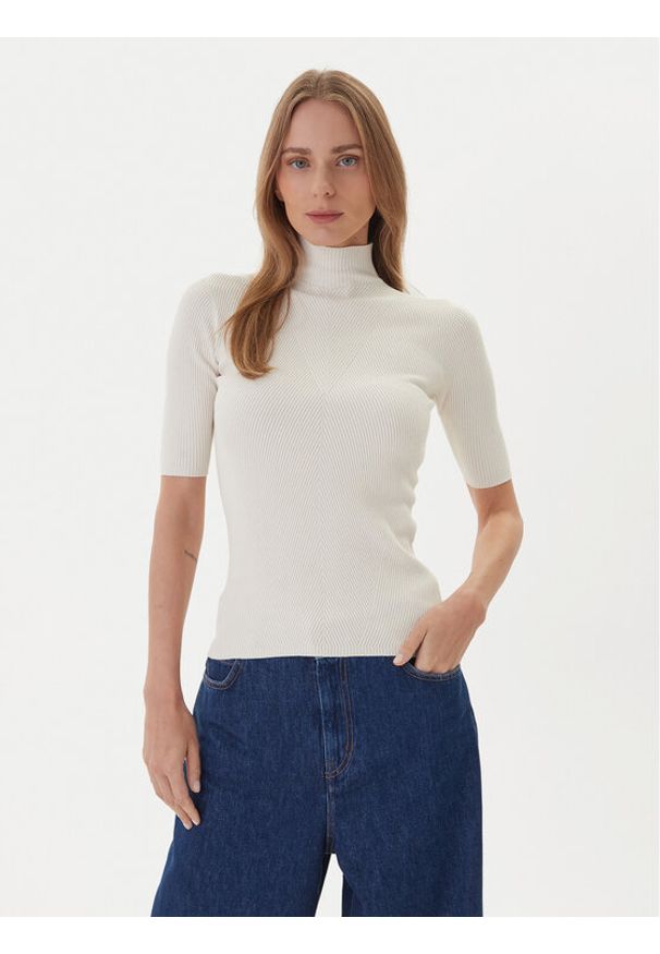 Kontatto Golf 3M0821C Écru Slim Fit. Typ kołnierza: golf. Kolor: kremowy. Materiał: syntetyk