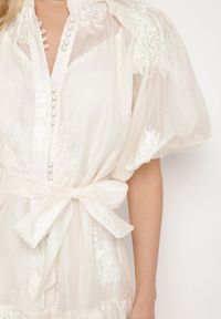 Born2be - Beżowa Koszulowa Przezroczysta Sukienka z Bawełną Haftami i Paskiem Lirulira. Okazja: na co dzień. Kolor: beżowy. Materiał: bawełna. Wzór: haft. Sezon: lato. Typ sukienki: koszulowe. Styl: casual, elegancki #6