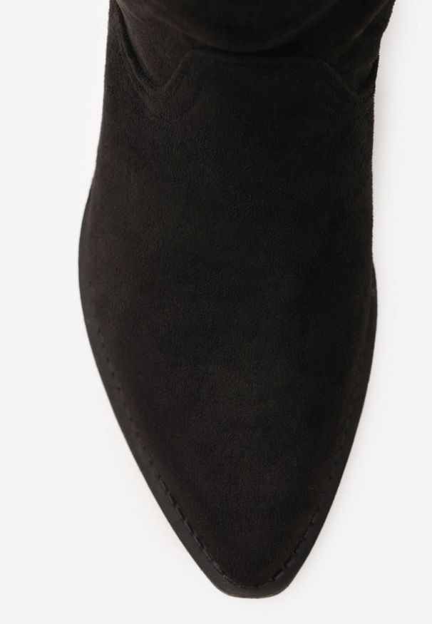 Born2be - Czarne Gładkie Kozaki Kowbojki z Imitacji Zamszu na Stożkowym Obcasie Karelia. Okazja: na co dzień. Kolor: czarny. Materiał: zamsz. Wzór: gładki. Obcas: na obcasie. Styl: boho, elegancki, klasyczny, casual. Wysokość obcasa: średni