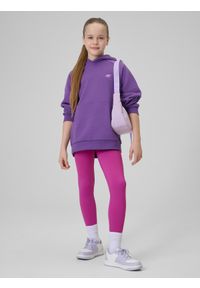 4f - 4F Bluza dresowa loose z kapturem dziewczęca - fioletowa 158/164 (12-14 lat). Okazja: na co dzień, na spacer, na uczelnię. Typ kołnierza: kaptur. Kolor: fioletowy. Materiał: dresówka. Długość rękawa: raglanowy rękaw. Sezon: lato. Styl: casual #1