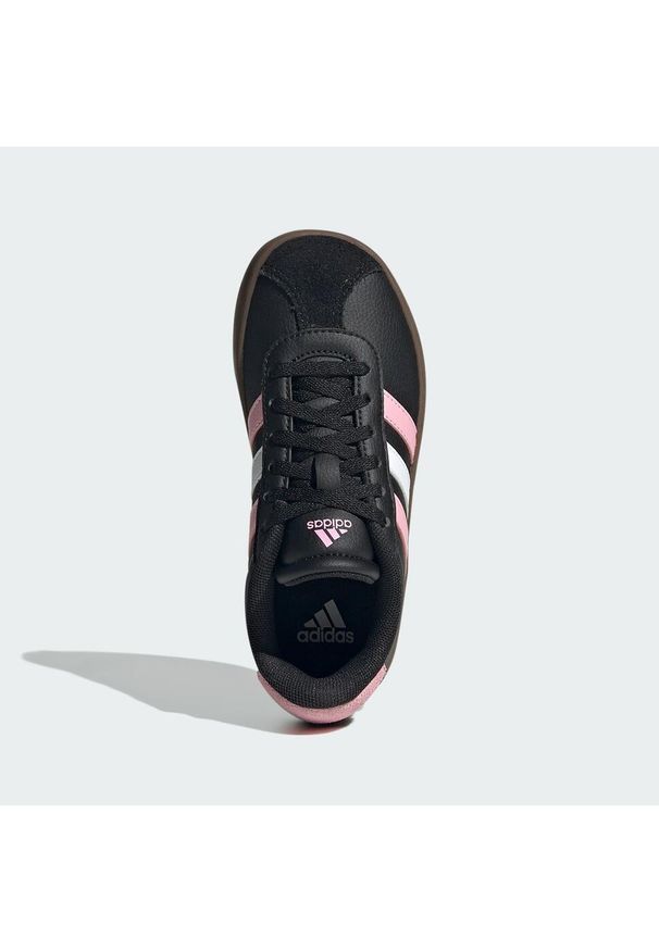 Adidas - Buty VL Court 3.0 Kids. Kolor: czarny, różowy, biały, wielokolorowy. Materiał: zamsz, materiał. Sport: turystyka piesza