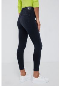 Calvin Klein Jeans - Jeansy High Rise Super Skinny Ankle. Stan: podwyższony. Kolor: czarny #4