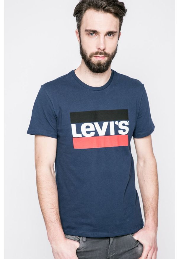 Levi's® - Levi's - T-shirt. Okazja: na co dzień, na spotkanie biznesowe. Kolor: niebieski. Materiał: dzianina. Wzór: nadruk. Styl: biznesowy, casual