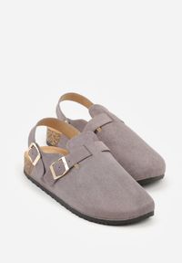 Born2be - Szare Sandały w Stylu Chodaków Ozdobione Klamrami Qyrraya. Okazja: na co dzień. Zapięcie: klamry. Kolor: szary. Materiał: jeans. Wzór: aplikacja. Sezon: lato. Styl: casual, elegancki #4