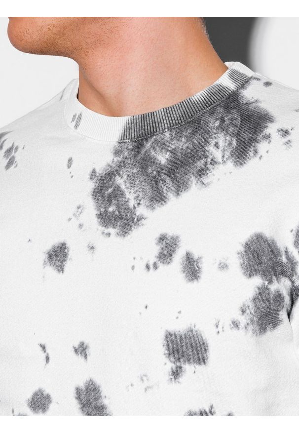 Biała bluza Ombre Clothing bez kaptura, klasyczna