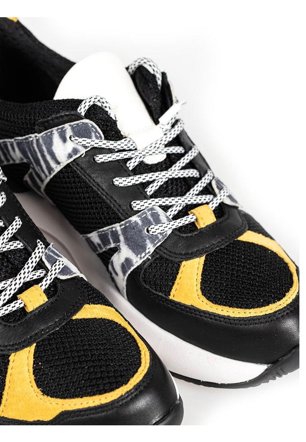 Geox Sneakersy "Topazio" | D02GDA01185 | Kobieta | Czarny. Nosek buta: okrągły. Kolor: czarny. Materiał: skóra, tkanina
