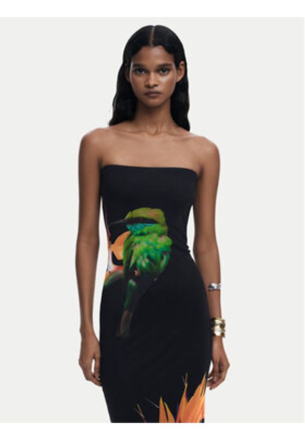 Desigual Sukienka letnia Colibri 25SWMK16 Czarny Slim Fit. Kolor: czarny. Materiał: syntetyk. Sezon: lato