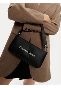 Calvin Klein Jeans Torebka Sculpted Shoulder Pouch25 Mono K60K610679 Czarny. Kolor: czarny. Materiał: skórzane #6