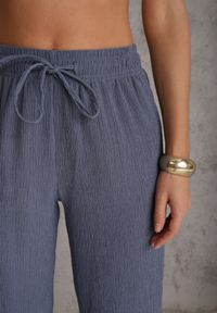 Renee - Niebieskie Teksturowane Spodnie Wide Leg z Wiązaniem w Talii Pirethei. Kolor: niebieski. Materiał: materiał. Styl: elegancki #2