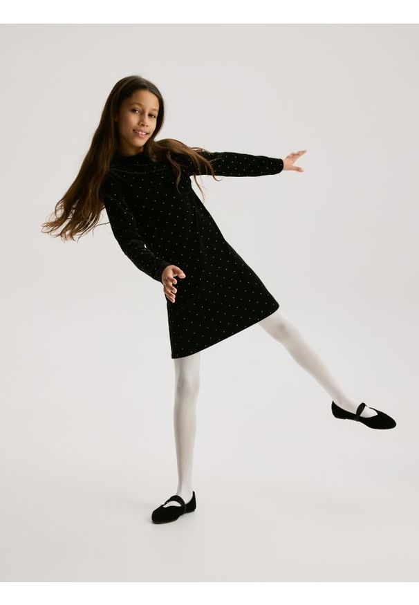 Reserved - Welurowa sukienka z kokardą - czarny. Typ kołnierza: kokarda. Kolor: czarny. Materiał: welur