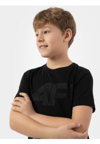 4F JUNIOR - T-shirt z nadrukiem chłopięcy. Kolor: czarny. Materiał: bawełna. Wzór: nadruk. Sezon: lato #2