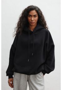 Marsala - Bluza typu oversize z ociepleniem w kolorze TOTALLY BLACK - AMBERLY-UNI. Materiał: poliester, dzianina, bawełna. Styl: sportowy #1