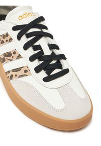 Adidas - adidas Sneakersy Barreda JQ2296 Biały. Kolor: biały. Materiał: skóra #4