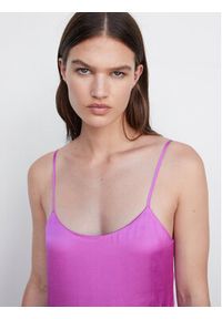 mango - Mango Sukienka wieczorowa Isidi 57002895 Różowy Regular Fit. Kolor: różowy. Materiał: syntetyk. Styl: wizytowy #2