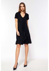 Nife - Trapezowa sukienka z falbanką - Czarna. Kolor: czarny. Materiał: wiskoza. Typ sukienki: trapezowe #1