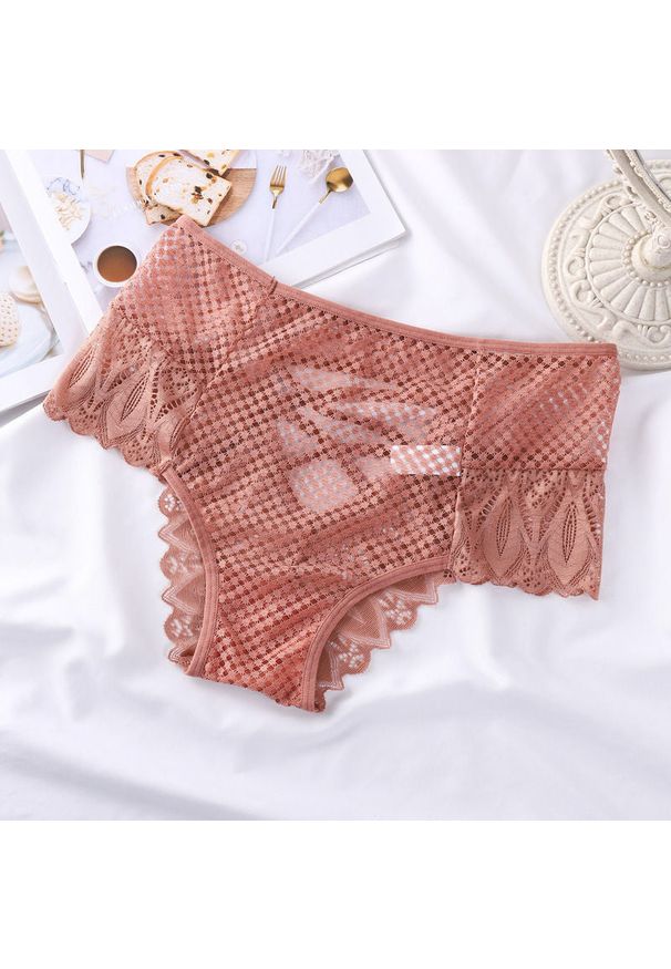 Intica - Figi koronkowe z wycięciami na romantyczne wieczory Jolyn. Kolor: beżowy. Materiał: koronka. Wzór: koronka