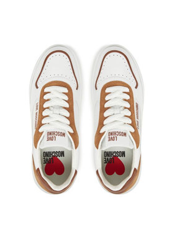 Love Moschino - LOVE MOSCHINO Sneakersy JA15515G0MIAO10B Biały. Kolor: biały. Materiał: skóra