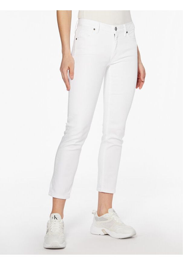 Calvin Klein Jeansy K20K205159 Biały Slim Fit. Kolor: biały