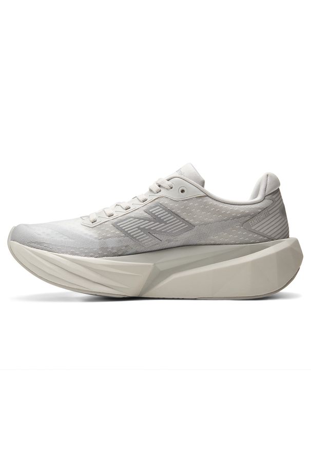 Buty damskie New Balance FuelCell Rebel v5 WFCX6SN – szare. Kolor: szary. Materiał: materiał, syntetyk, guma. Szerokość cholewki: normalna. Wzór: geometria. Sport: fitness, bieganie