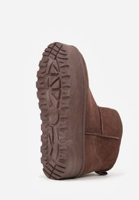 Born2be - Brązowe Niskie Śniegowce Ekozamszowe na Platformie Mocno Ocieplane Reathra. Okazja: na co dzień, na spacer. Kolor: brązowy. Materiał: jeans. Obcas: na platformie. Styl: klasyczny, casual #2