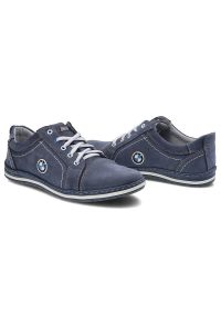 Półbuty męskie Avanti, nurowany fason niska cholewka kontrastowe przeszycia elastyczna lekka podeszwa wygodne dopasowanie, niebieskie, 422-02. Okazja: na co dzień. Wysokość cholewki: przed kostkę. Zapięcie: sznurówki. Kolor: niebieski. Materiał: nubuk. Szerokość cholewki: normalna. Styl: casual, elegancki, sportowy, klasyczny #3