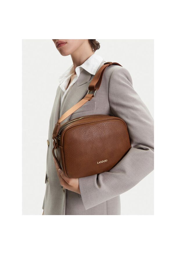 Torebka Lasocki. Kolor: brązowy