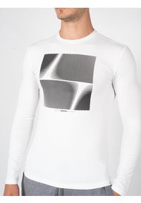 Antony Morato Longsleeve | MMKL00311-FA120001 | Mężczyzna | Biały. Okazja: na co dzień. Kolor: biały. Materiał: bawełna, elastan. Długość rękawa: długi rękaw. Wzór: nadruk. Styl: klasyczny, elegancki, casual
