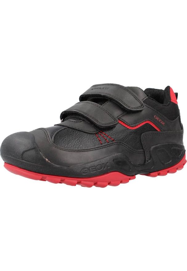Tenisówki Geox Model J New Savage Boy A Kolor Czarny. Kolor: czerwony, wielokolorowy, czarny. Materiał: syntetyk, tkanina. Sport: turystyka piesza