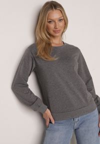 Born2be - Ciemnoszara Bluza z Bawełną Ozdobiona Ściągaczami Hilani. Okazja: na spacer, na co dzień. Kolor: szary. Materiał: bawełna. Wzór: aplikacja. Styl: casual, elegancki, klasyczny #8