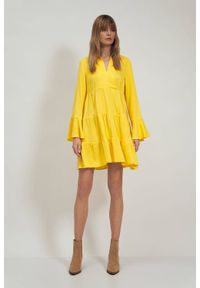 Nife - Sukienka wiskozowa w kolorze żółtym rozkloszowana z falbaną. Kolor: żółty. Materiał: wiskoza #5