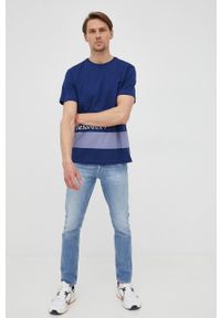 Trussardi Jeans - Trussardi t-shirt bawełniany kolor granatowy z nadrukiem. Kolor: niebieski. Materiał: bawełna. Wzór: nadruk